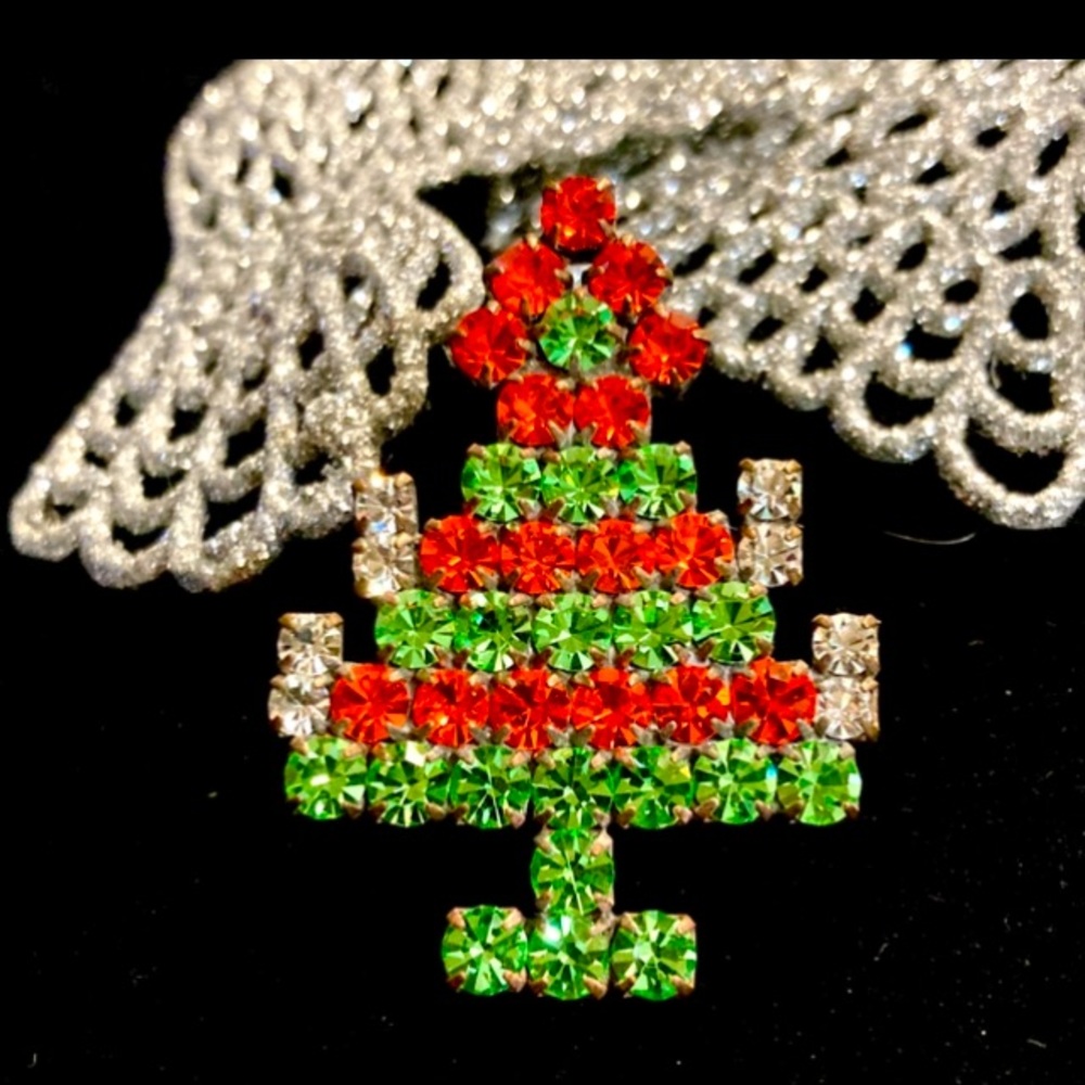 Husar D Czech Rhinestone Jeweled Christmas Tree Brooch 2"